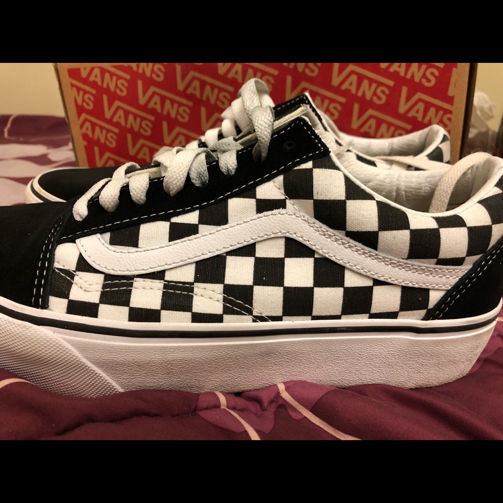 Vans Old Skool Platform sneakers.